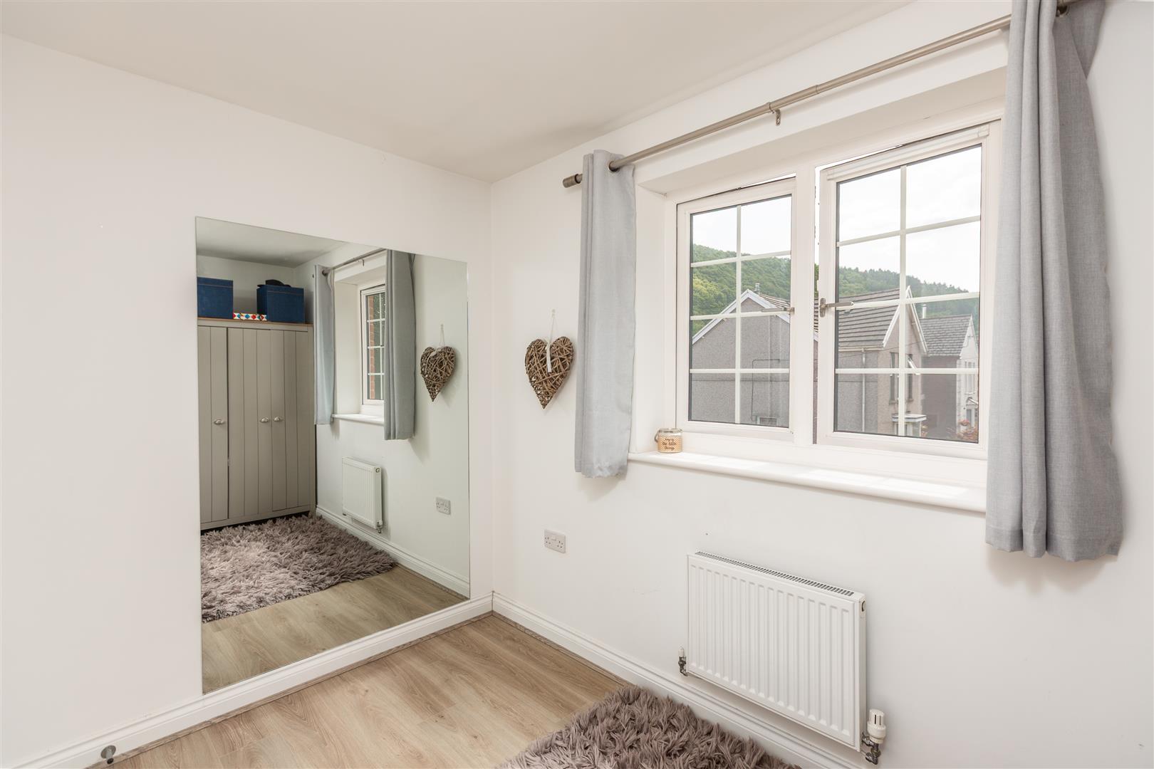 Clos Gelli Wen, Pontardawe, Swansea, SA8 3DF